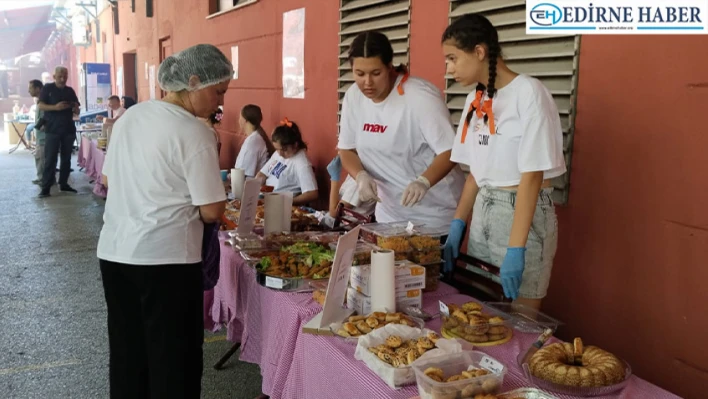 Edirne Giyim çalışanlarından anlamlı kermes