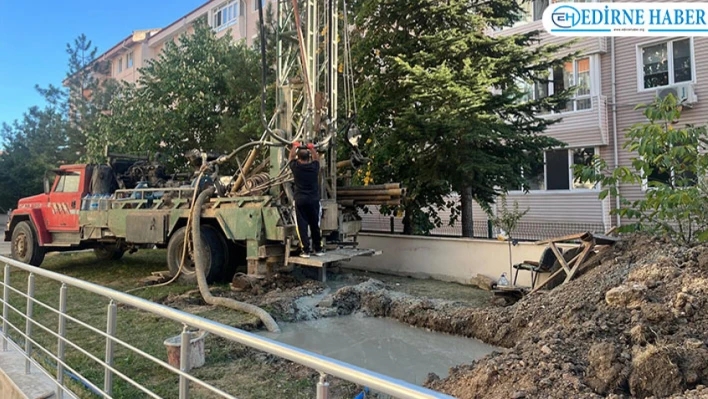 Edirne susuzluktan kırılırken başkanın sitesine sondaj tepkisi