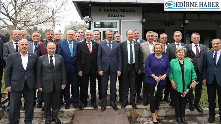 Edirne Valisi Sezer İl Genel Meclisi üyeleriyle bir araya geldi