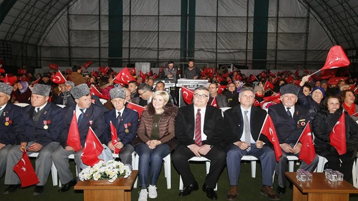Coşkulu kutlama