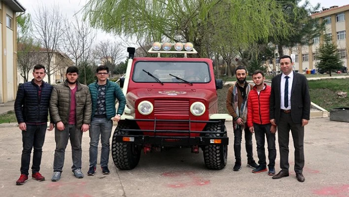 Ses komutuyla çalışıyor