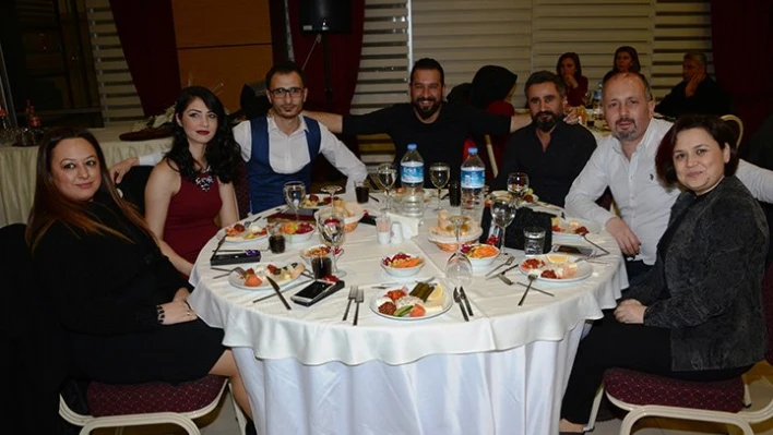 Gazeteciler Birlik içinde