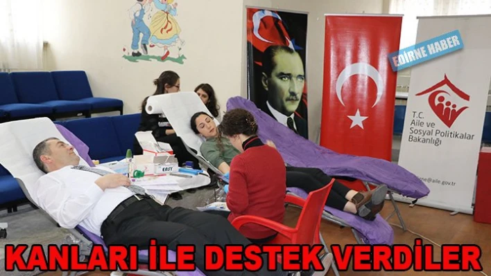 'Canımızla, kanımızla ordumuzun yanındayız'