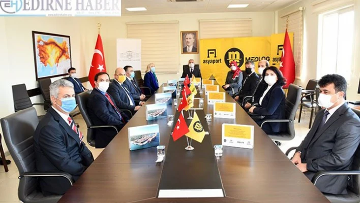 Asyaport Limanı Tekirdağlı öğrencilere destek için 400 tablet bağışladı
