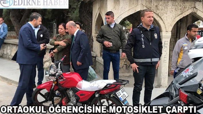 Motosiklet öğrenciye çarptı