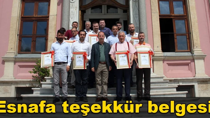 Esnafa teşekkür etti