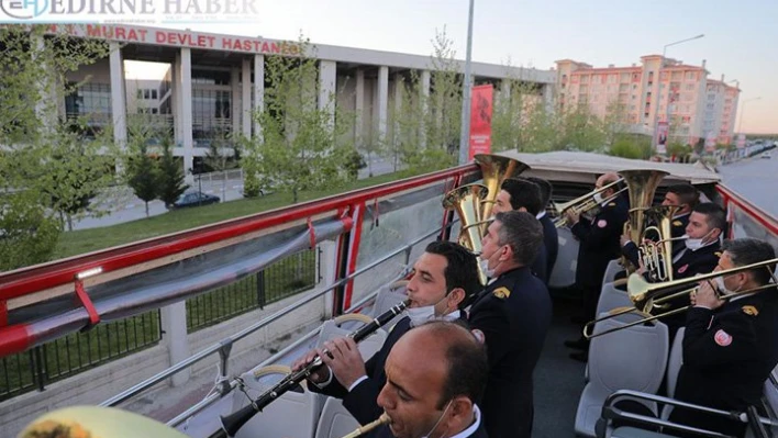 Belediye Bandosu şehir turu yaptı