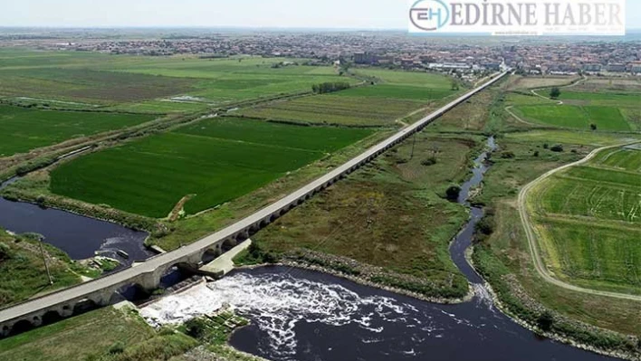 Anadolu ile Balkanları birbirine bağlayan tarihi Uzun Köprü