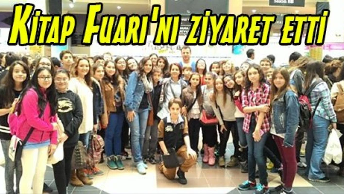 Kitap Fuarı'nı ziyaret etti