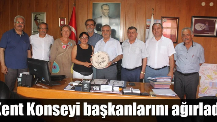 Özcan'ı ziyaret ettiler