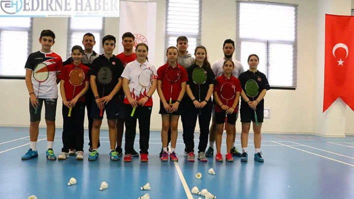 Tekirdağ'da badminton kursları devam ediyor