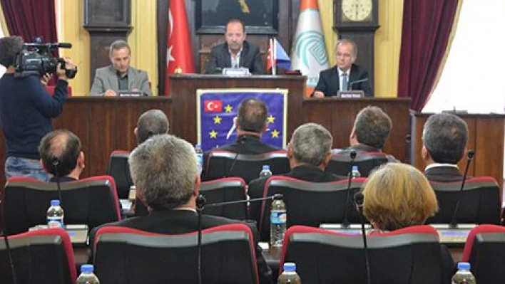 Seçimleri yaptılar