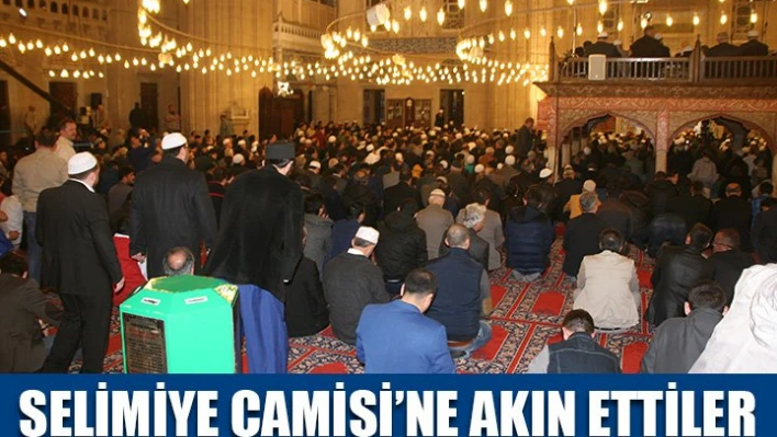 Selimiye doldu taştı