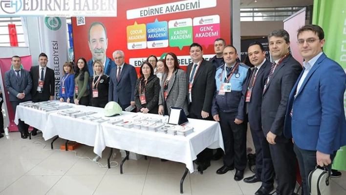KADIN MERKEZLERİNDEN 23 BİN 627 KİŞİ FAYDALANDI