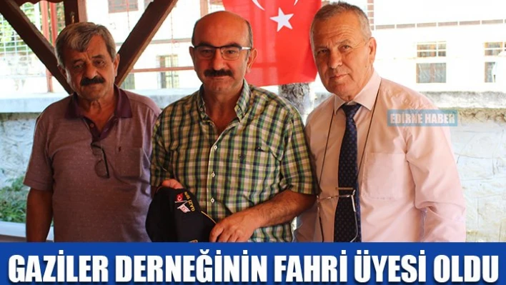 Fahri üye oldu