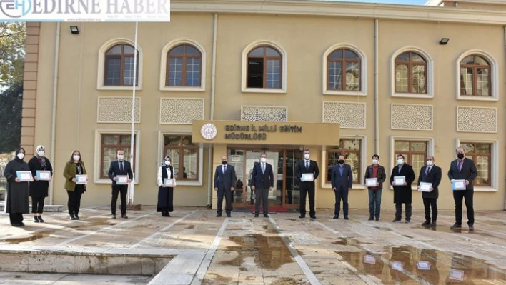 Sergiye katkı sunan öğretmenlere belge verildi