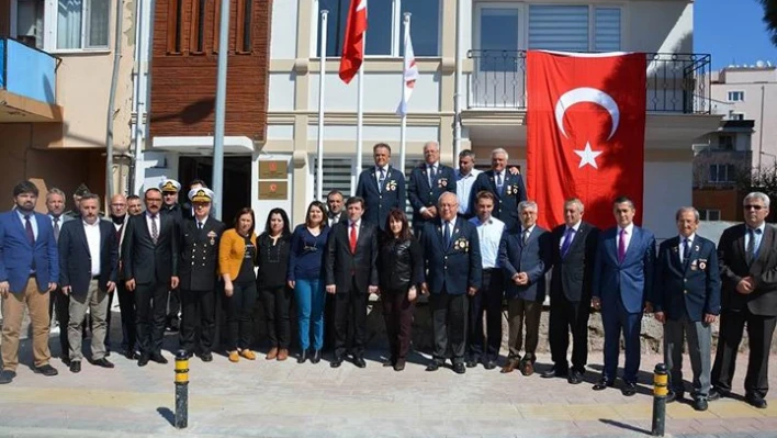 Dernek yöneticileriyle görüştü