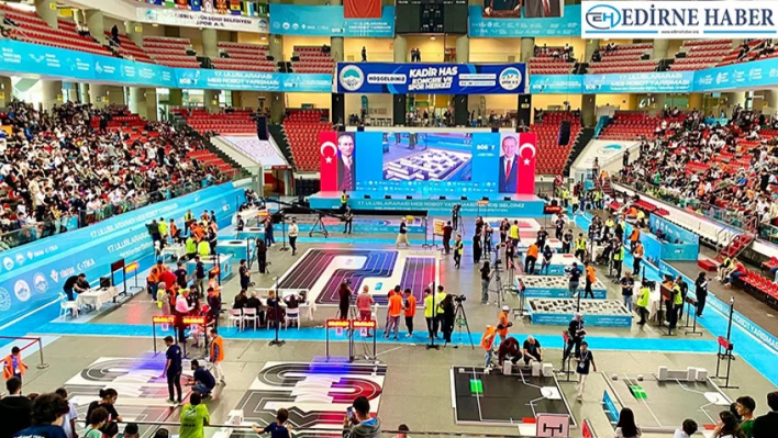 Geleceğin mühendisleri sahneye çıktı