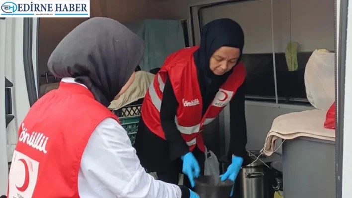 Genç Kızılay Gönüllülerinden 'Aşına Aşk Katmak' dayanışması