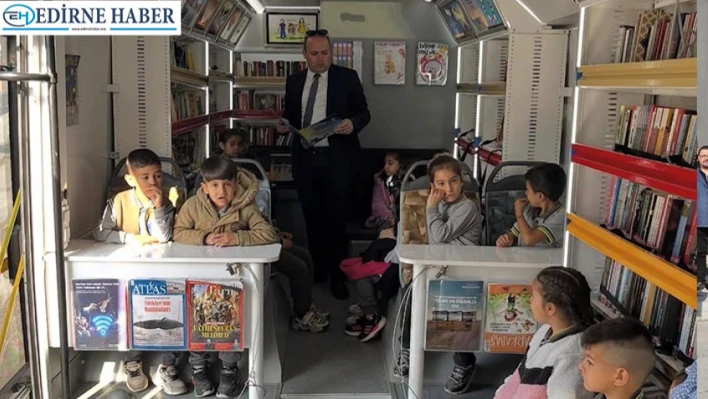 Gezici kütüphane öğrencileri kitapla buluşturuyor