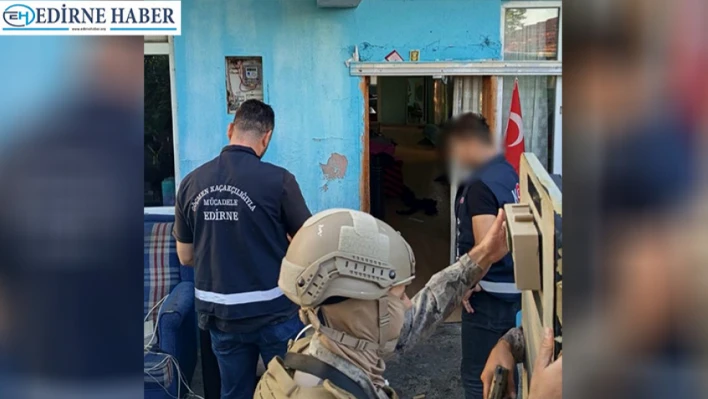 Göçmen kaçakçısı saklandığı evde operasyonla yakalandı