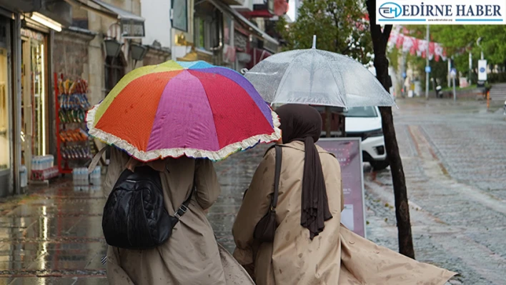 Gök gürültülü sağanak hayatı olumsuz etkiledi