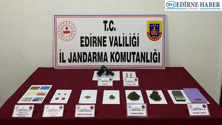 Jandarma ekiplerince kaçak ürünler ele geçirildi
