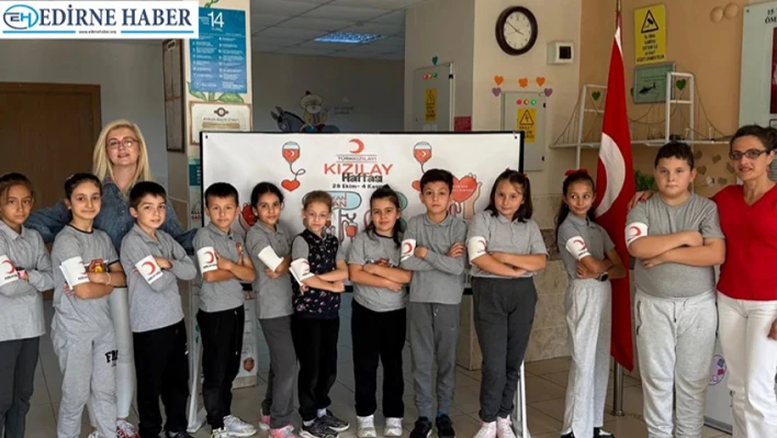Kadripaşa İlkokulu'ndan hayata dokunan kampanya