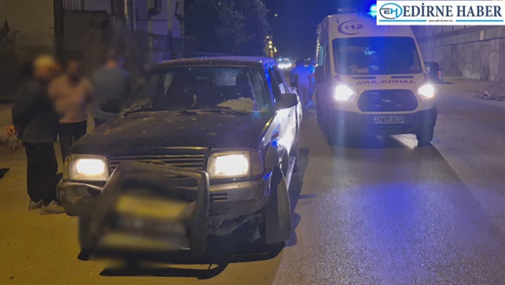 Kamyonetle motosiklet çarpıştı