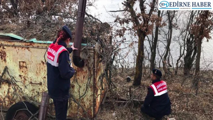 Kırklareli'nde kaçak avcılıkta kullanılan 2 güme yıkıldı