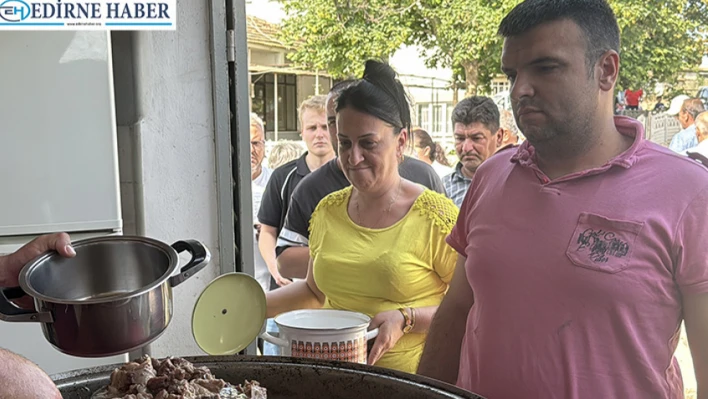 'Köy meydanında kurban eti ikramı' geleneği yaşatıldı