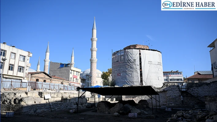 Makedon Kulesi'ndeki çalışmalarda şapelin de olduğu kalıntılar bulundu