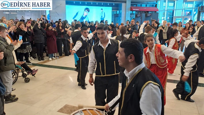 Özel bireylerin gösterisi hayran bıraktı