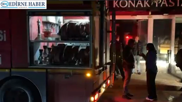 Pastanedeki yangın korkuttu
