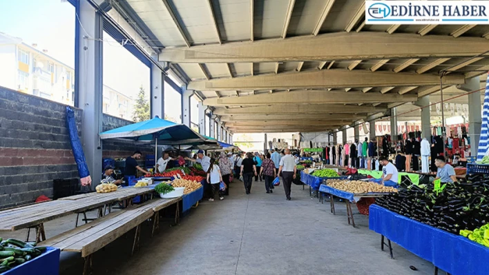 Pazarda sessizlik hakim oldu, bazı esnaf tezgah dahi açmadı