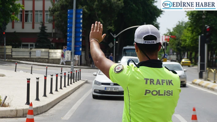 Polis ekiplerinden Bayram öncesi denetim