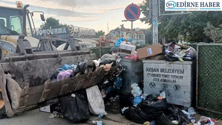 Saros Körfezi sahillerinde 473 kamyon çöp toplandı