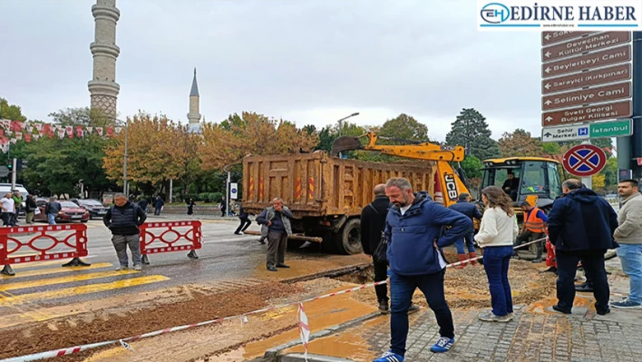 Su yenileme krizi: Patlak hayatı felç etti