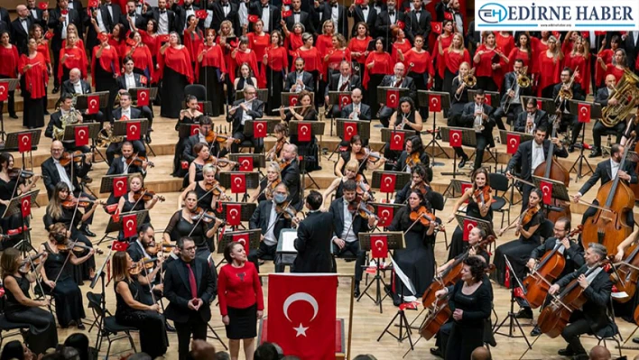 Süleyman Demirel Fen Lisesi Korosu, Cumhuriyet Konseri'nde sahne aldı