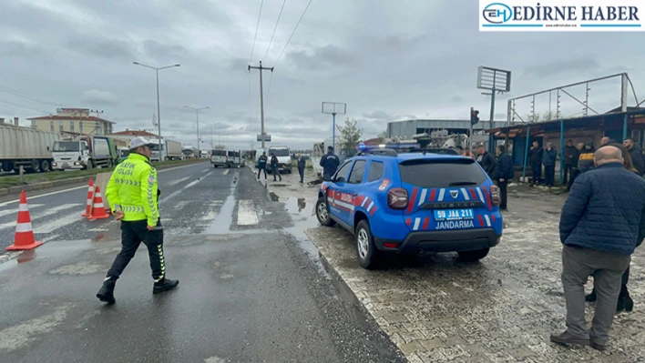 Tekirdağ'da minibüsle çarpışan otomobilin sürücüsü öldü