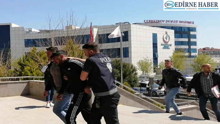 Tekirdağ'da sivil polis aracına ateş açılmasına ilişkin yakalanan 3 zanlıdan biri tutuklandı