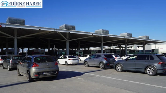 Trakya kapılarında rekor yoğunluk