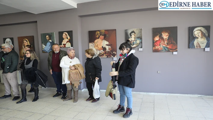 Üniversite öğrencilerinin yaptığı resimler sanatseverlerle buluştu