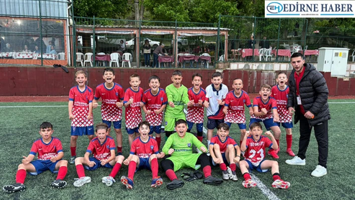 U-12 Lig'inde heyecan sürüyor