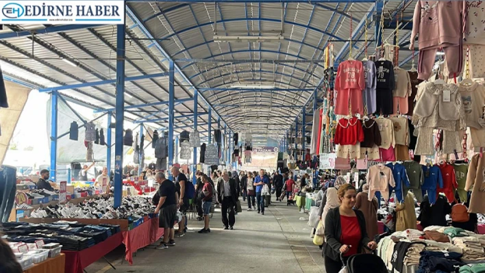 Ulus Pazarı yeniden açıldı, vatandaşlar tezgâhlara akın etti