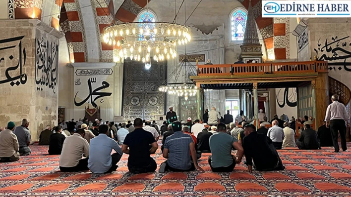 Vakıf Haftası'nda mevlit programı düzenlendi
