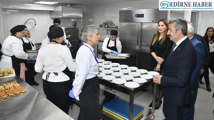 Vali Sezer, 'Gastro Akademi ile Gelecek Mutfakta' Projesi tanıtım toplantısına katıldı