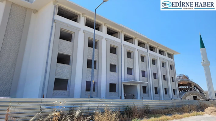 Yatılı Hafızlık Kur'an kursu inşaatında dış cephe tamamlandı