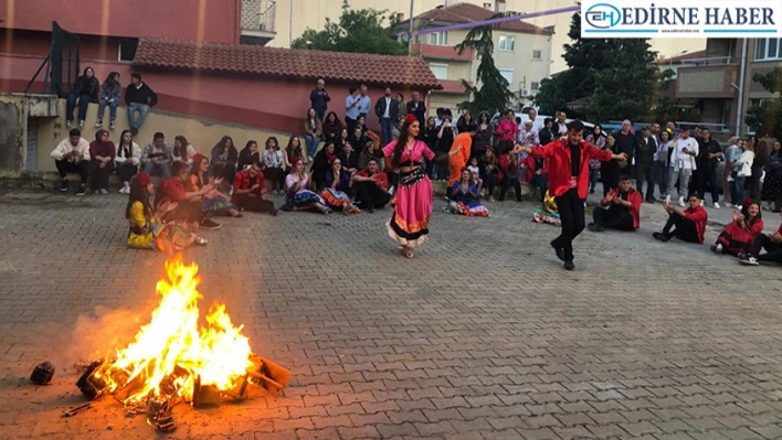 Zeynep Kız Öğrenci Yurdu'nun geleneksel kutlamaları bu yıl da devam etti