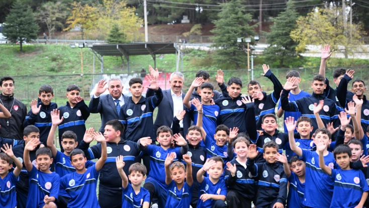 Edirne Valisi Sezer, sporla buluşturulan öğrencilerle bir araya geldi